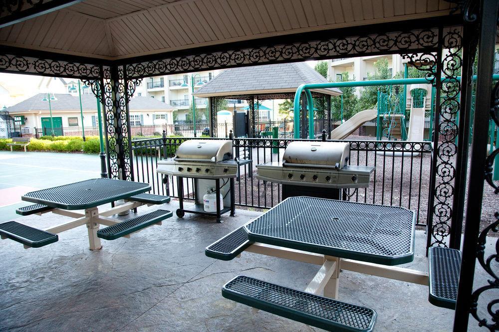French Quarter Resort ブランソン エクステリア 写真