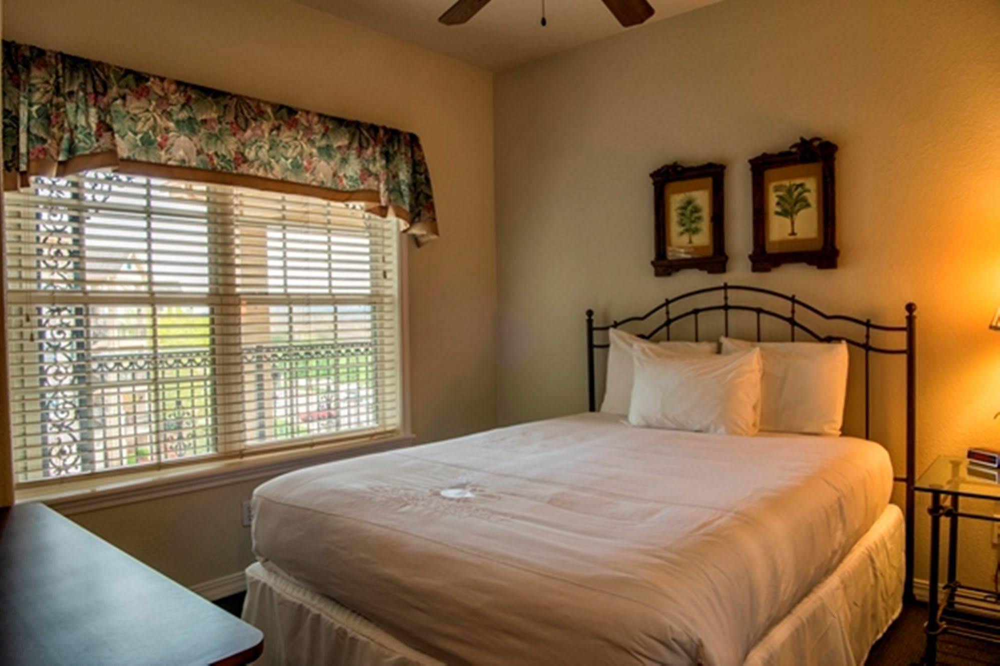 French Quarter Resort ブランソン エクステリア 写真