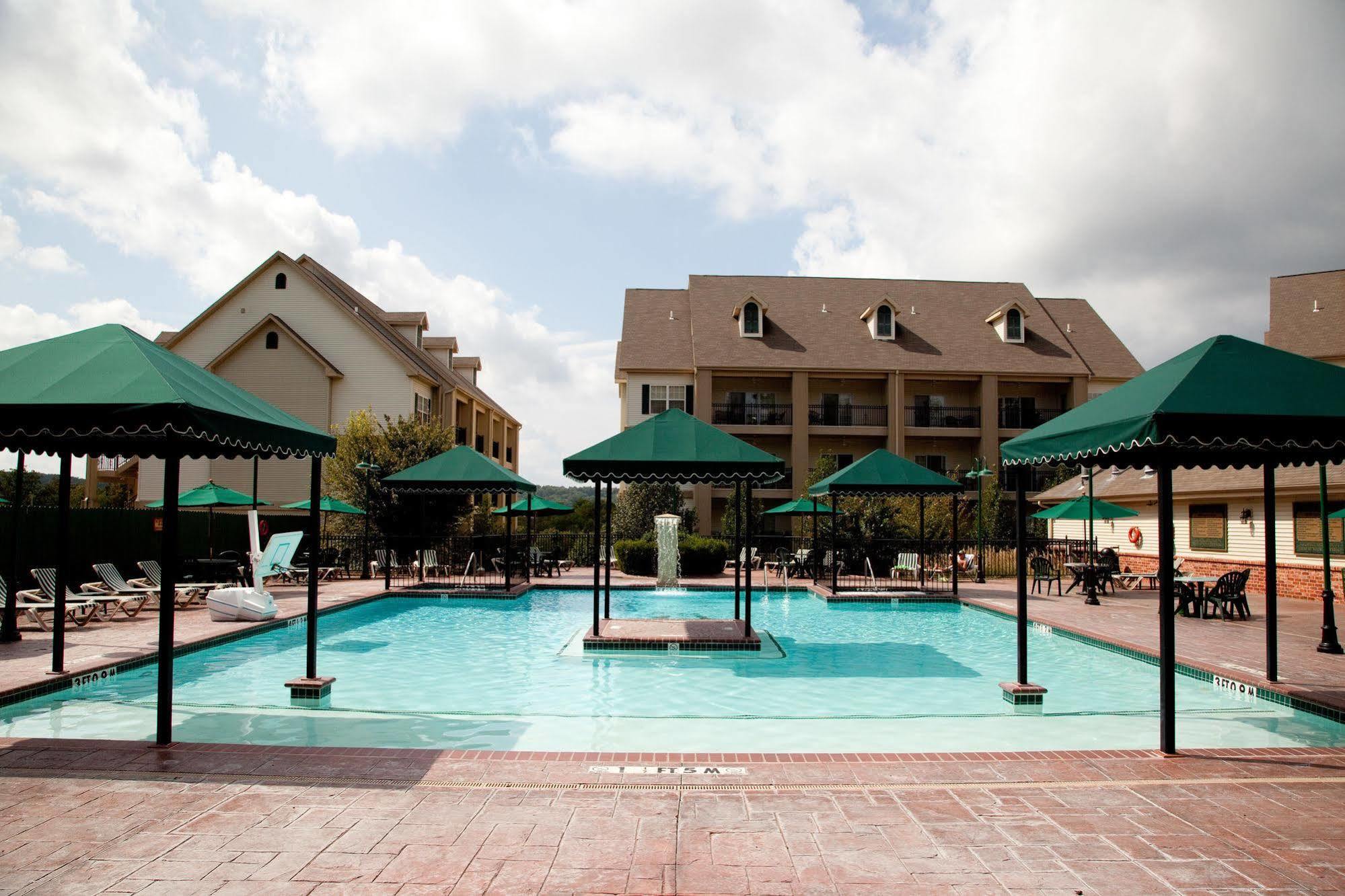 French Quarter Resort ブランソン エクステリア 写真